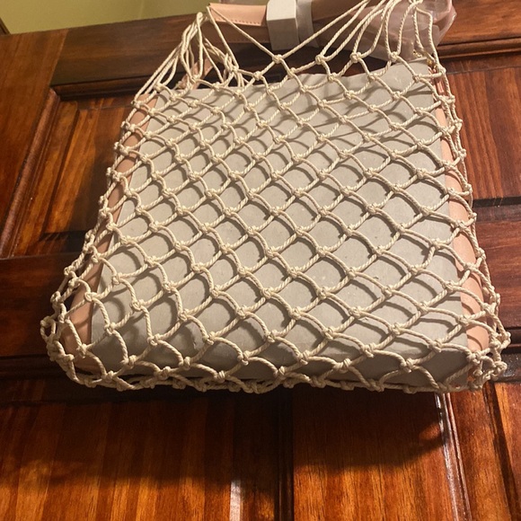 NWT LIKE DREAMS Removable Macrame Overlay Vegan Leather Blush Pink Shoulder Bag - Picture 7 of 7